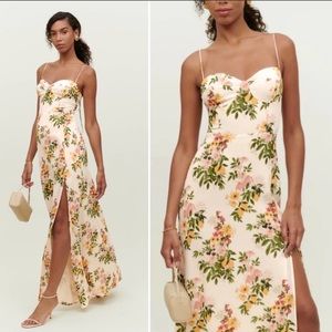 ISO Reformation Melita Dress in Milo SIZE 6 and SIZE 12